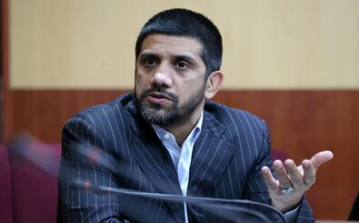 علیرضا دبیر: علی کریمی به ایران برگردد کسی با او کاری ندارد
