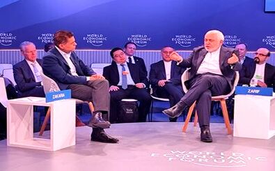 ظریف در داووس: برخی خانم‌ها حجاب ندارند اما حکومت تصمیم گرفته فشار وارد نکند
