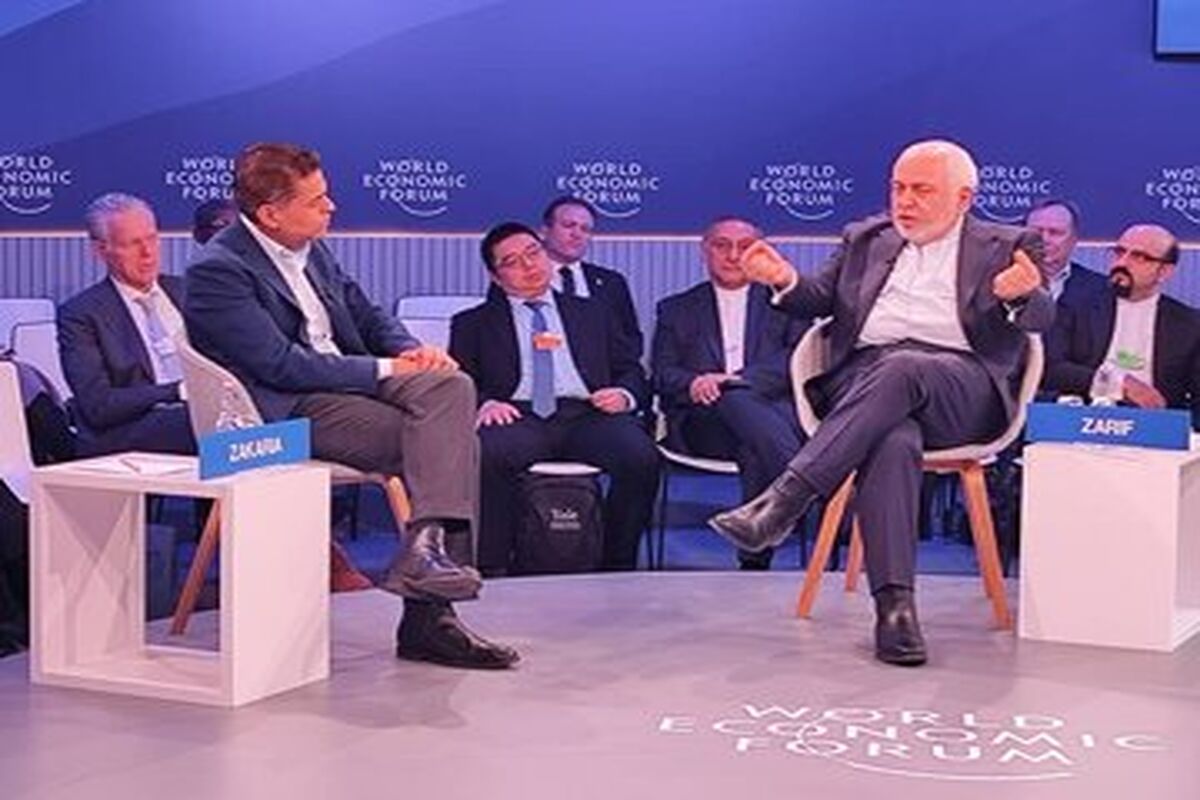 ظریف در داووس: برخی خانم‌ها حجاب ندارند اما حکومت تصمیم گرفته فشار وارد نکند
