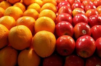 سیب و پرتقال عید چند؟