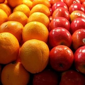 سیب و پرتقال عید چند؟