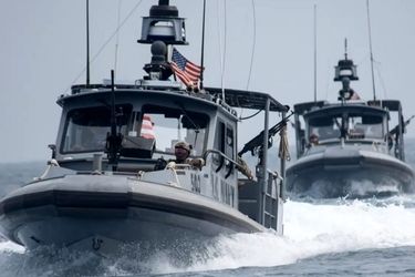 آمریکا به دو کشور همسایه ایران سلاح نظامی داد