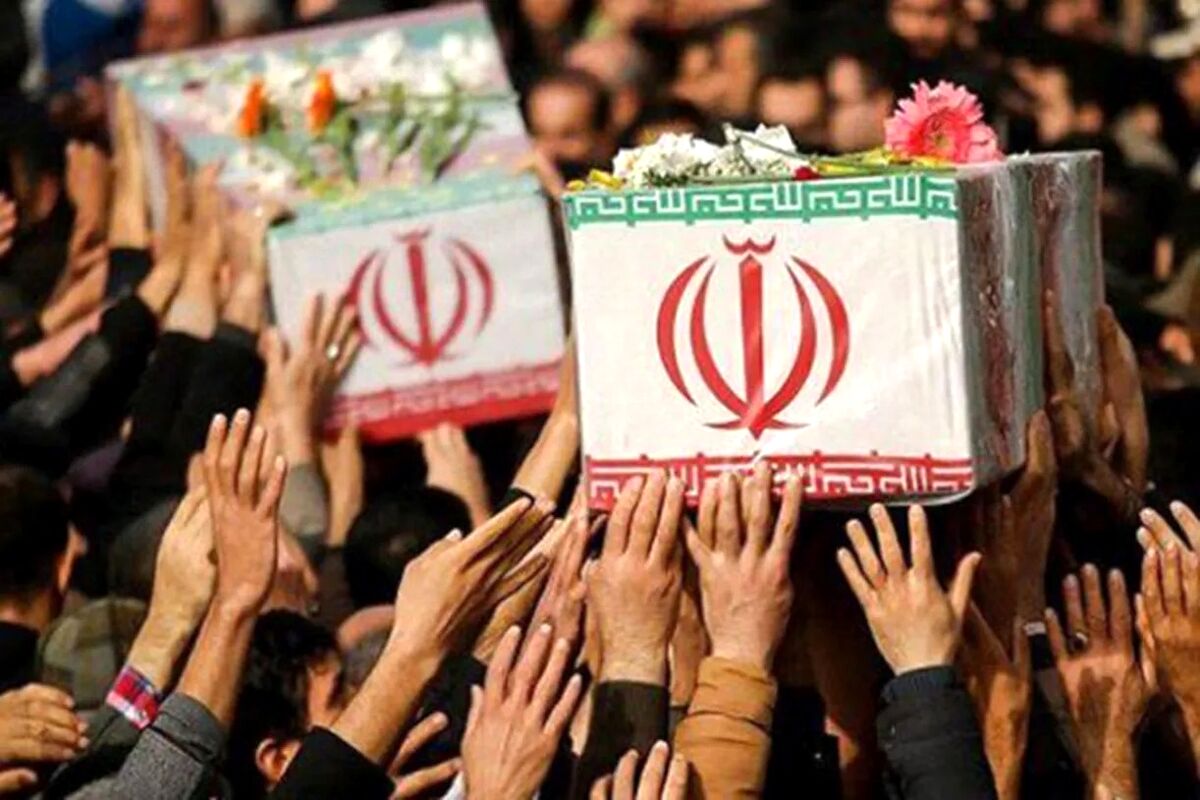 امروز چهارشنبه پیکر کدام فرماندهان نظامی شهید، تشییع می شود؟
