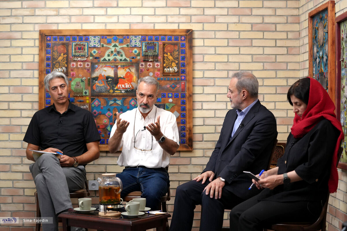 دانش‌آموزان سواد خواندن ندارند