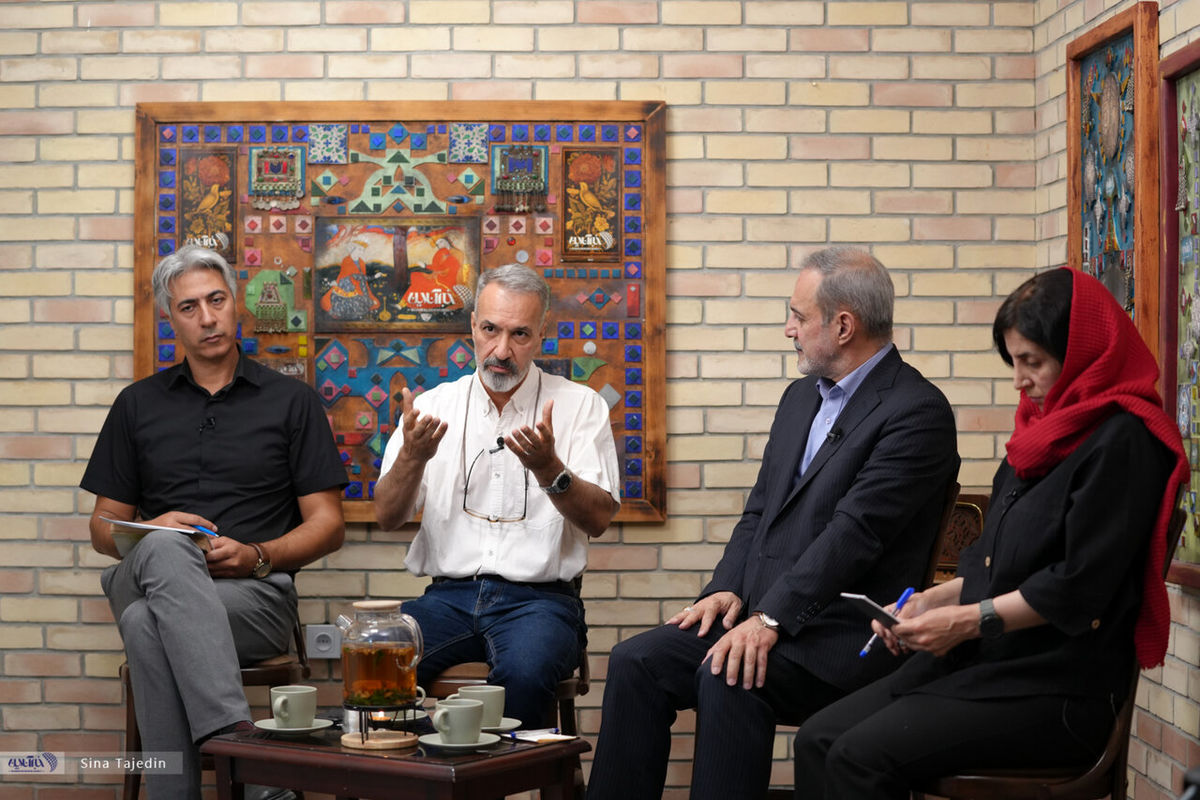 دانش‌آموزان سواد خواندن ندارند