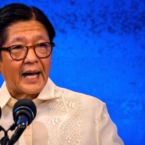 «دراز نشست» رئیس‌جمهور برای اثبات سلامتی در نشست خبری!