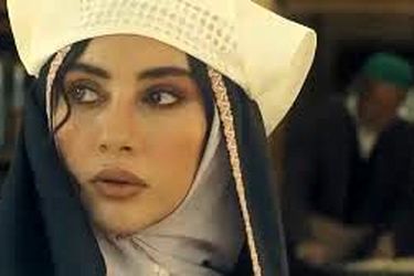  استایل خاص ترلان پروانه با چکمه های 17 میلیونی/ عکس