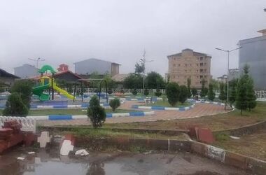 پارکی که در گیلان، حمام مسافران شد/ ویدئو
