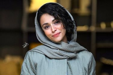 واکنش سوگل خلیق به پیام‌های ازدواج در دایرکت/ ویدئو