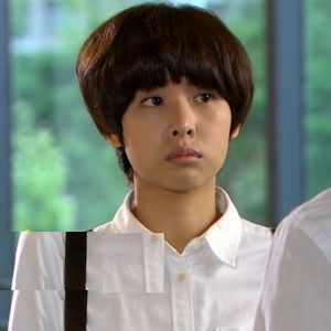 مراسم عروسی بازیگر نقش دختر وسطی سریال خانواده جدید/ عکس