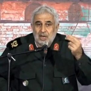 انتقاد سردار سپاه از رئیس جمهور: تو بی خود میکنی حجاب را قبول نداری!