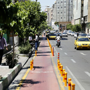 رونمایی از ماشین یک‌نفره در تهران/ عکس
