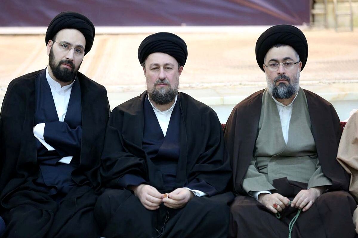 تصویری جدید از دختر امام خمینی/ خوش و بش احمد خمینی با دستیار ویژه پزشکیان
