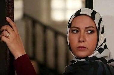 تصاویری از رقص فریبا نادری و گیتی قاسمی در یک عروسی