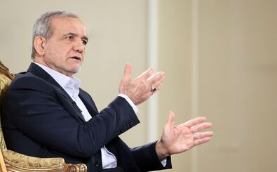 «مسعود پزشکیان» و همسر مرحومش در کنار آبشار؛ دهۀ 1360