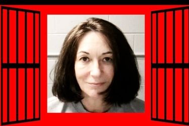 شورش در پایگاه ماگا/ ترامپ مجرم اصلی پرونده اپستین را عفو می‌کند!