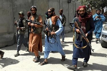 لحظه کشتن یک زن توسط طالبان/ ویدئو +18