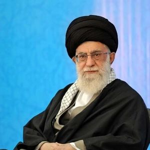 به میان کشیدن ایراد‌های غیر لازم، بحث درباره آن‌ها و جنجال بر روی مسائل کوچک، مضر است/ نباید اختلاف‌ نظر‌های موجود و این جناح و آن جناح کردن را، غلیظ کرد
