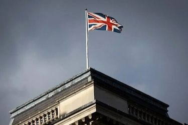 انگلیس ۹۴۰۰۰ شهروند خود را از خاورمیانه خارج می‌کند