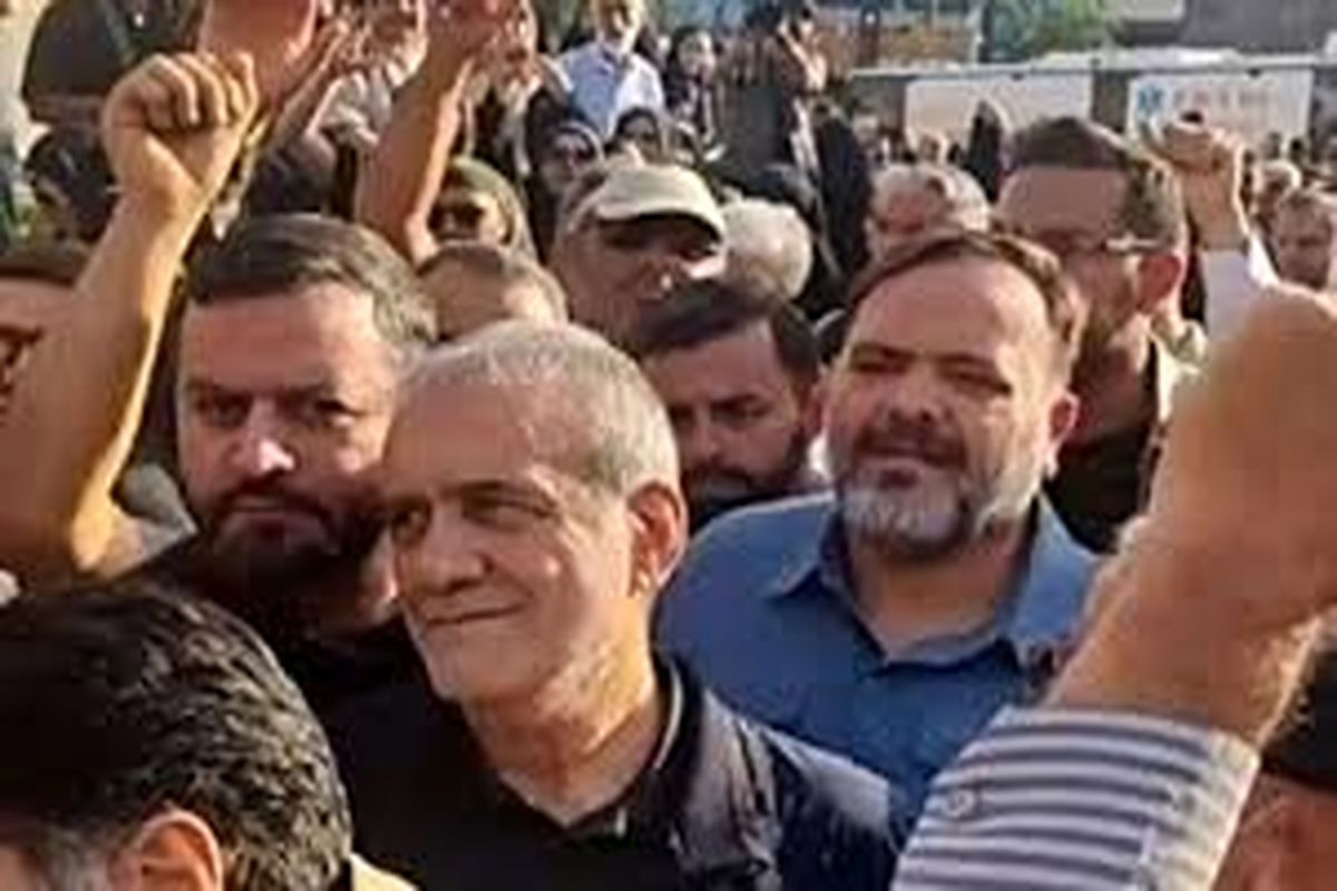 لباس مبدل مسعود پزشکیان در جریان جنگ دوازده روزه/ ویدئو