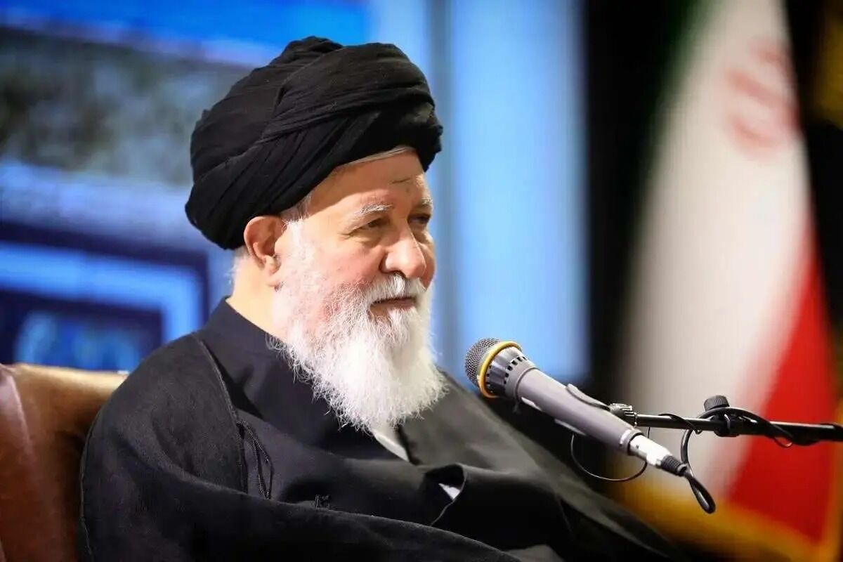 نظر علم‌الهدی درباره مجسمه فردوسی