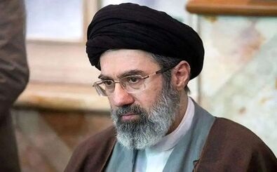 انتشار برای اولین بار؛ تصویری از آیت الله سید مجتبی خامنه‌ای