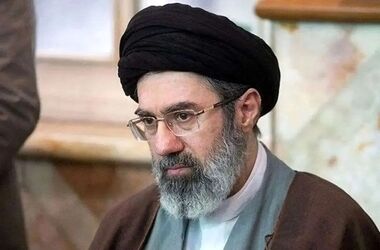 موجودی حساب همسر آیت‌الله مجتبی خامنه‌ای قبل از شهادتش/ ویدئو