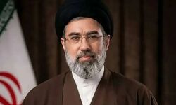 تصویری جدید که از رهبر انقلاب اسلامی منتشر شد