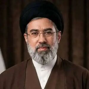 تصویری جدید که از رهبر انقلاب اسلامی منتشر شد