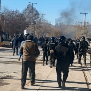 دفتر امام جمعه جونقان به آتش کشیده شد