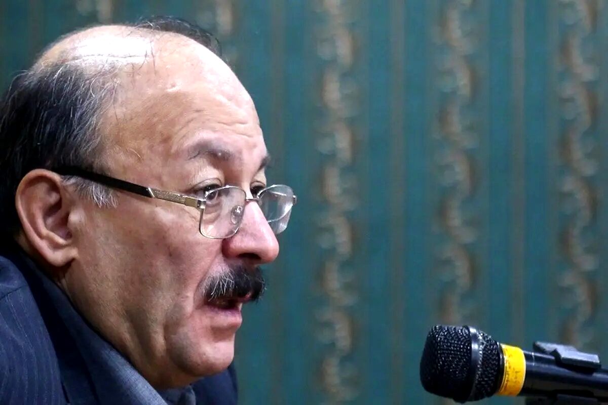 استاد دانشگاه: آبادان فاحشه‌خانه سربازان آمریکایی بود!
