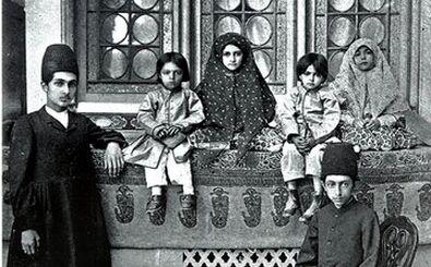 آلبوم خانوادگی یک حاکم دوره قاجار
