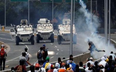 احتمال کودتا در ونزوئلا / تیراندازی شدید در کاراکاس