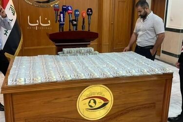 فساد بزرگ در عراق/ تصاویری حیرت انگیز از اموال مخفی در منزل نمایندگان
