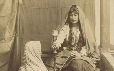 تصویری قدیمی از انتخاب عروس در تهران 