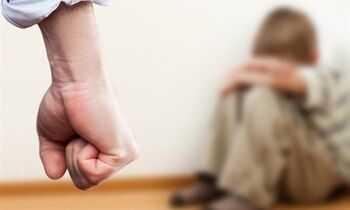 یک ماجرای تلخ/ کتک خوردن کودک مبتلا به اوتیستیک در مرکز نگهداری 