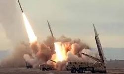 این تیتر ها نشان می‌دهند که آمریکا به زودی حمله می‌کند