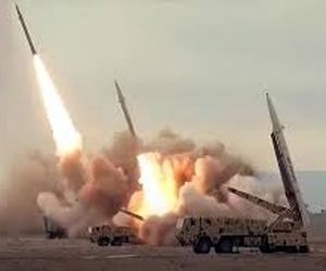 این تیتر ها نشان می‌دهند که آمریکا به زودی حمله می‌کند