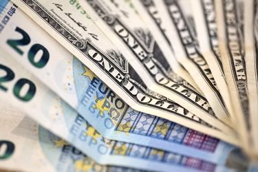 کاهش قیمت دلار!