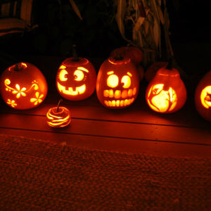 مختصری در مورد هالووین، ریشه ها و سنت های آن