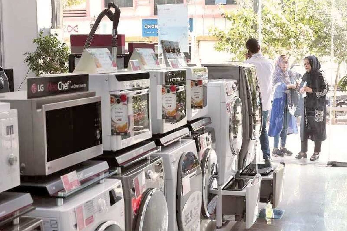 تصویری عجیب از قیمت لوازم خانگی در سال 96/ انگار یک قرن گذشته!/ عکس