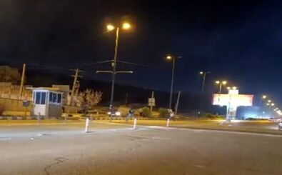 سنگ باران پلیس راه در یاسوج/ ویدئو