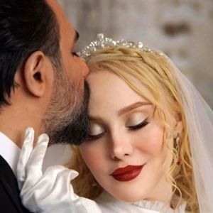 اولین یلدای دونفره آرام جعفری و همسرش/ عکس