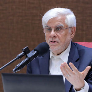 عارف استعفا داده است؟