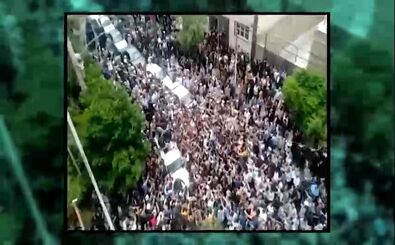 قطار دولت سیزدهم در ایستگاه قم/ مردم قم برای استقبال از رئیس‌جمهور به کف میدان آمدند