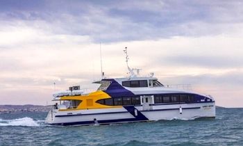 تردد شناورهای مسافربری در کیش ممنوع شد