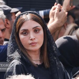 بازیگران زن در آخرین بدرقه اکبر عبدی/ عکس