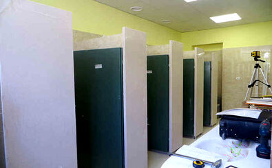 ابتکار عجیب یک دانشگاه در سرویس بهداشتی/ عکس