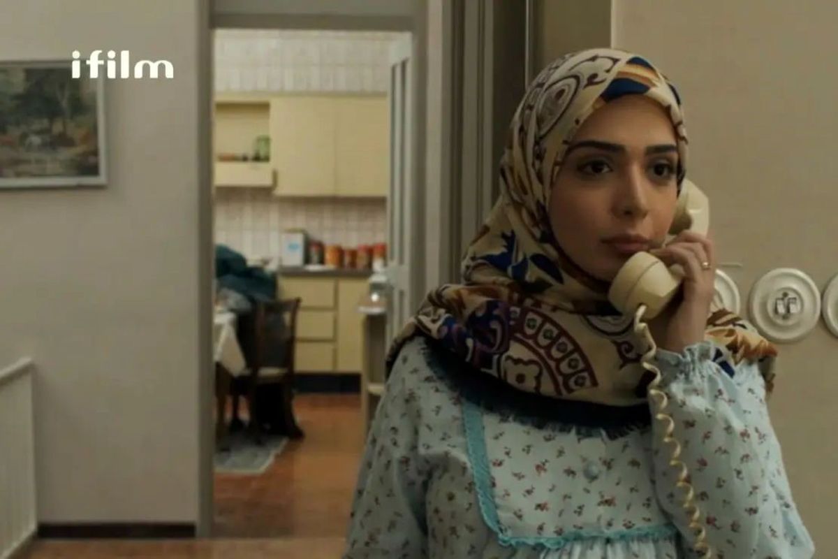  «یاسمن» سریال لحظه گرگ و میش در یک کافه در انگلیس