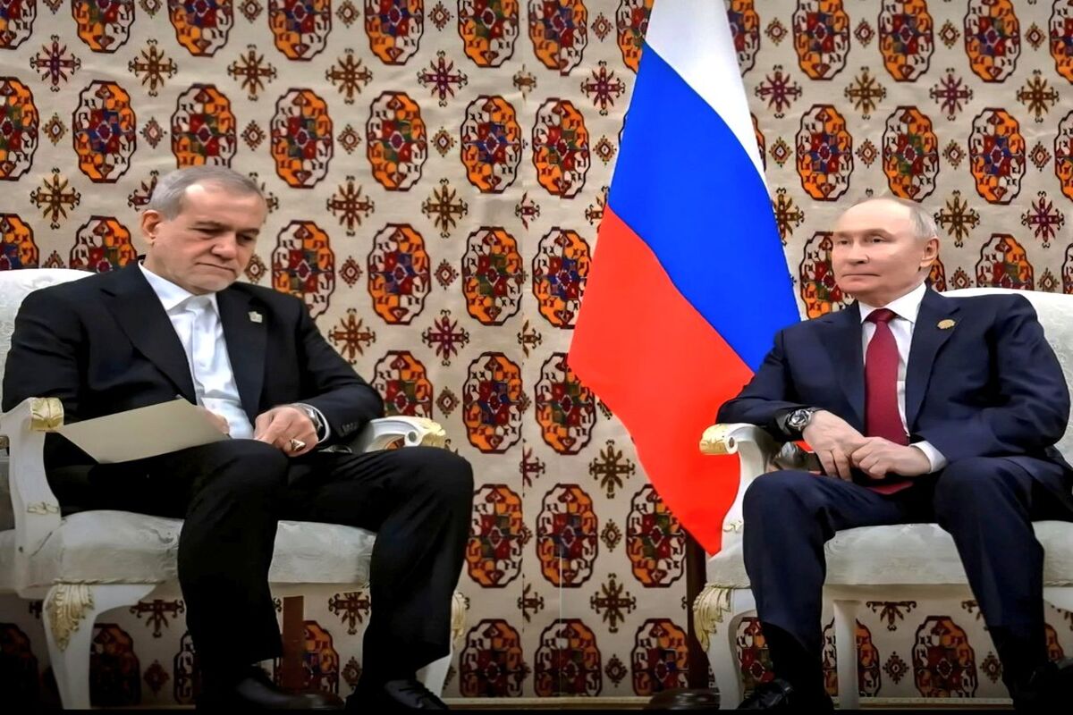 سوتی پزشکیان مقابل پوتین را کاش کسی ندیده باشد!